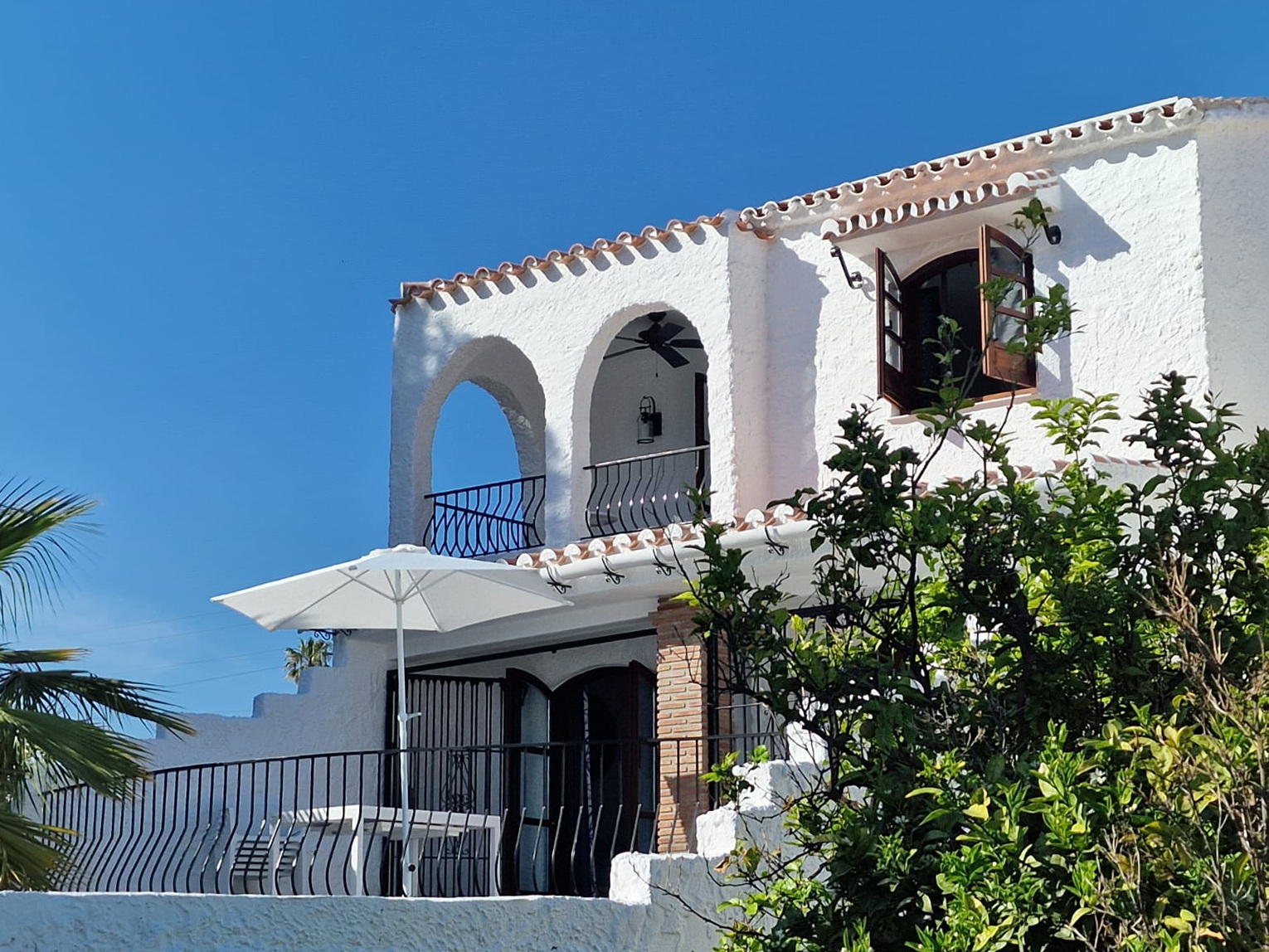 Ansichten Haus  Dalias